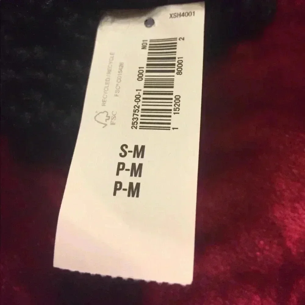 Old Navy Knit gloves